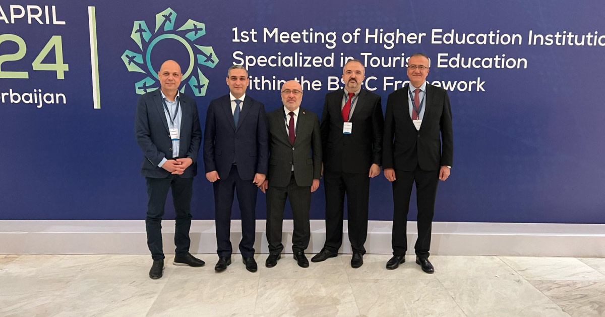 Rektörümüz Prof. Dr. Hasan Ali Karasar Bakü'de Türkiye'yi Temsil Etti